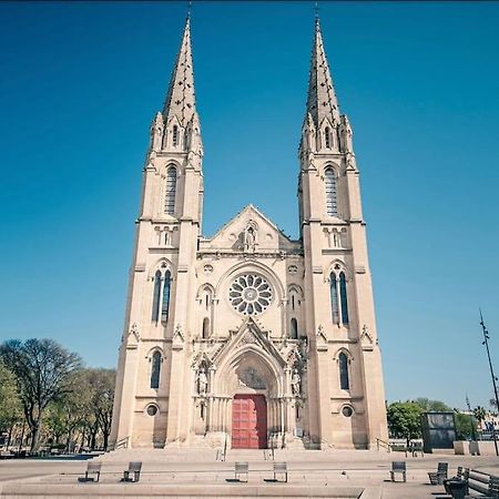 L'Historien - Avec Balcon Coeur De Nimes Leilighet Eksteriør bilde