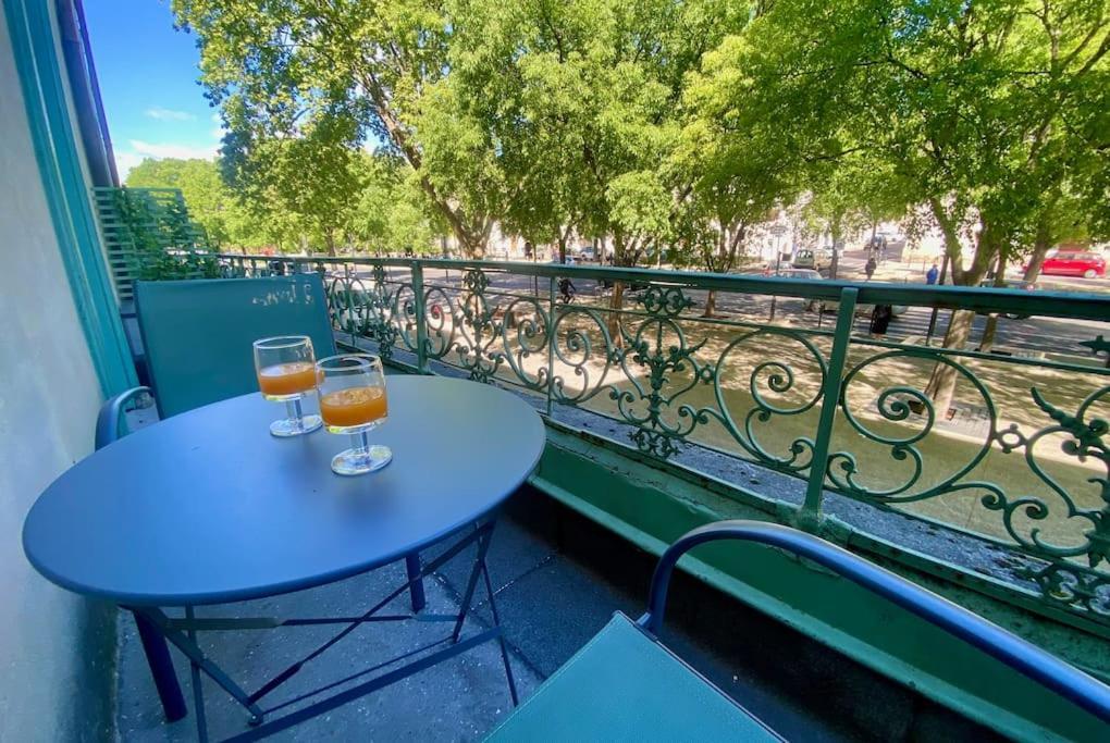 L'Historien - Avec Balcon Coeur De Nimes Leilighet Eksteriør bilde